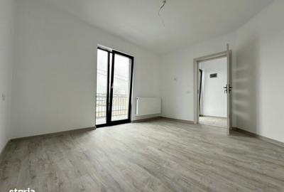 Casă cu 4 camere cu Teren 300 Mp în Lumina