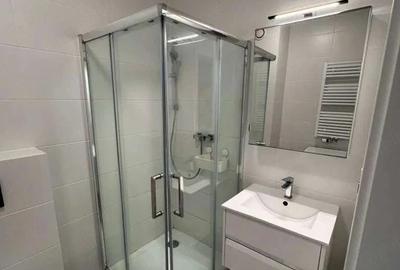 Garsonieră decomandată în Soarelui