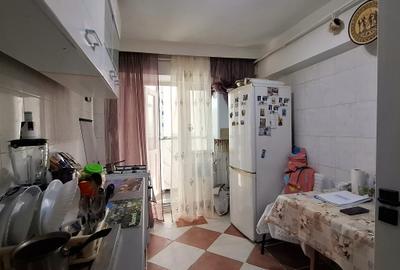 Apartament cu 4 camere decomandat în Brăilei - 6