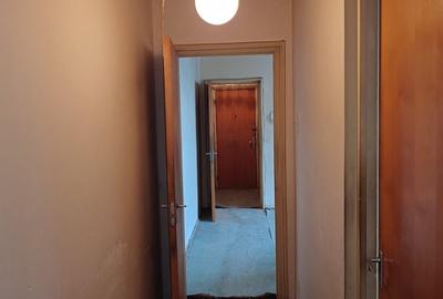 Apartament cu 4 camere semidecomandat în Drumul Taberei - 3