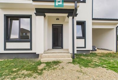 Duplex elegant  cu 5 camere în Dumbrăvița - 1