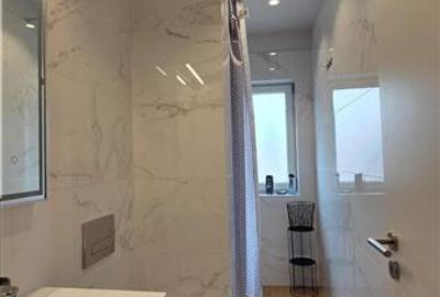 Apartament cu 3 camere semidecomandat, mobilat în Bună Ziua - 6