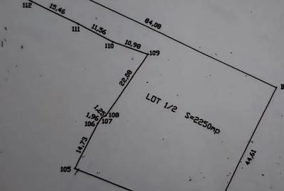 Teren de 2200 mp, în Lacu Dulce - 1