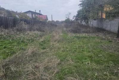 Teren de 1400 mp, în Central - 2