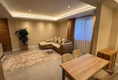 Apartament cu trei camere in zona Palazu Mare mobiliat /utilat nou - 1