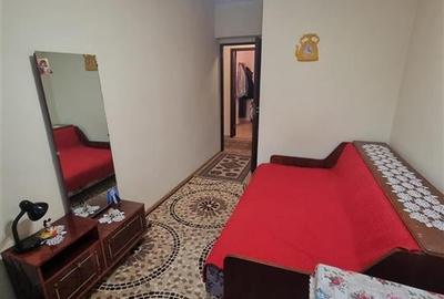 Apartament 4 camere decomandat - etajul 2 - bloc din 1980 - 90 mp - 8