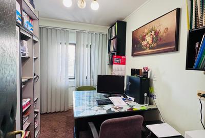 Spatiu de birou / Libertății 1 / Mobilat / Parcare - 3