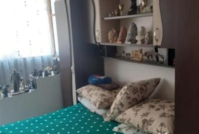 Apartament cu 4 camere decomandat în Central - 2