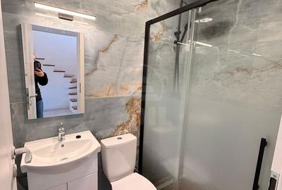Casă cu 3 camere semidecomandat cu Teren 324 Mp în Florești - 11