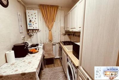 Apartament cu 2 camere decomandat, mobilat în Micro 17