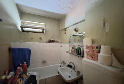 Apartament cu 3 camere semidecomandat în Bucureștii Noi - 11