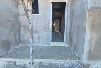 Duplex cu 4 camere cu Canalizare în Moșnița Veche - 3