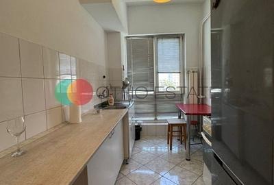 Apartament cu 2 camere decomandat în Centrul Istoric
