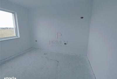 Casă cu 5 camere cu Teren 330 Mp în Moșnița Veche