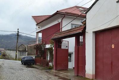 Spațiu comercial, de 1,036 mp, în Central - 8