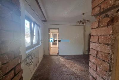 Casa de vanzare cu 4 camere si anexe in Fagaras. - 4