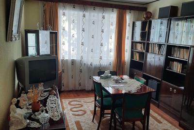 Apartament cu 3 camere decomandat în Fălticeni - 3