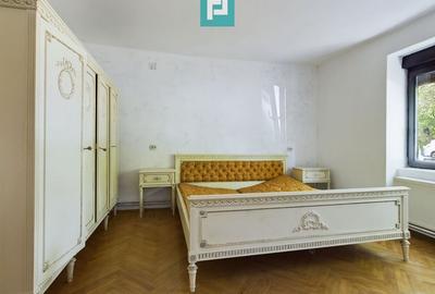 Casă cu 4 camere cu Teren 1184 Mp în Central - 3