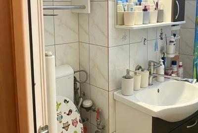 Apartament cu 2 camere decomandat, mobilat în CET - 5