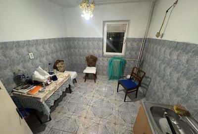 Apartament 4 camere zona Inel 2 - 12