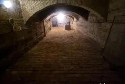 Spațiu comercial, de 82 mp, în Centrul Istoric - 2