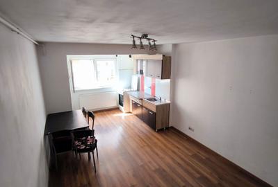 Apartament cu 2 camere decomandat în Cățelu - 10