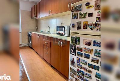 Apartament cu 4 camere decomandat, mobilat în Plopilor - 1