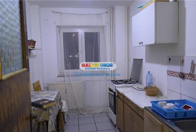 Apartament 2 camere zona Barca Margeanului etaj 3 - 9