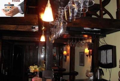 Unirii Cafenea & Bar  Centrul Vechi  55mp. Spațiu Comercial  suprafata  55mp. - 2 niveluri - 3