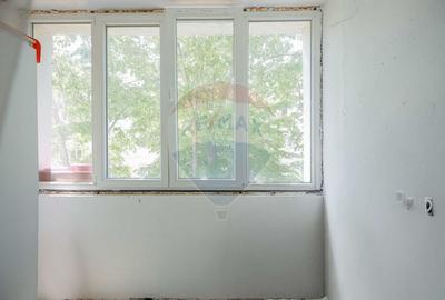 Apartament cu 3 camere semidecomandat, mobilat în Nufărul - 7