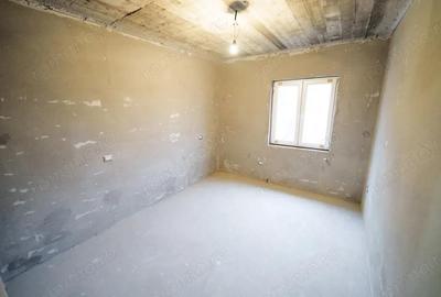 Casă cu 8 camere cu Canalizare în Romanești - 14