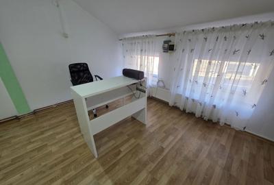 Spațiu comercial, de 17 mp, în Central - 5