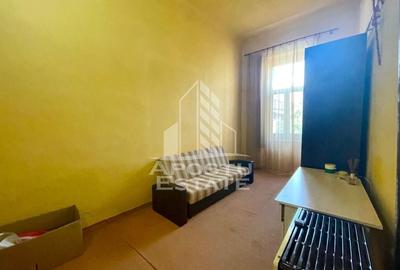 Apartament decomandat, 2 camere curte comuna - Zona Piata Sarbeasca - 5