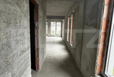 Casă cu 4 camere cu Teren 300 Mp în Central - 13