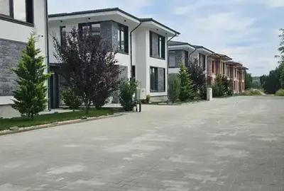 Casă cu 5 camere cu Canalizare în Corbeanca - 3