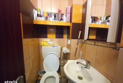 Apartament cu 4 camere decomandat în Republicii - 3