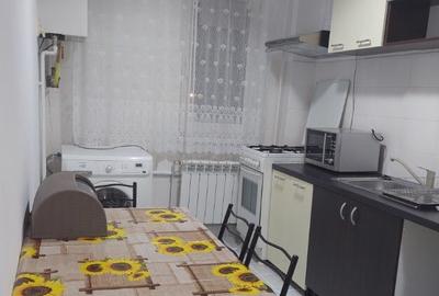 Apartament cu 3 camere decomandat în Berceni - 9