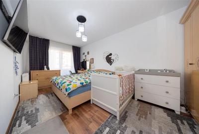 Apartament cu 2 camere decomandat în Tractorul - 12