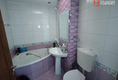 Apartament cu 3 camere decomandat, mobilat în Lunei - 10