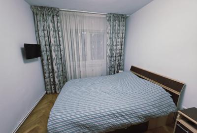 Vand apartament 3 camere decomandat Tractorul cu loc de parcare - 15