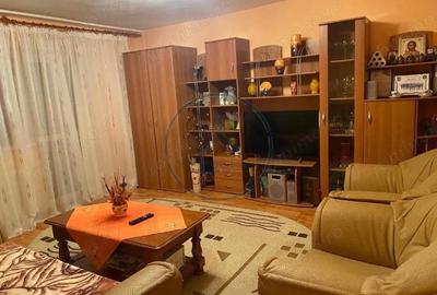 Apartament cu 4 camere decomandat în Calea Moldovei - 8