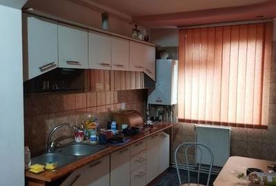 Apartament cu 3 camere în Central - 2
