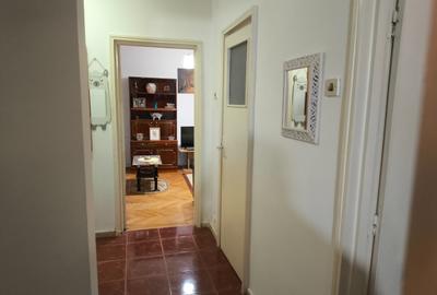 Apartament decomandat în Alexandru Obregia - 1