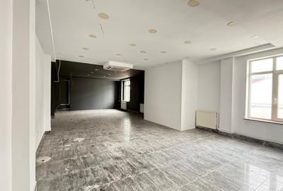 Spațiu comercial, de 852 mp, în Centrul Istoric - 3