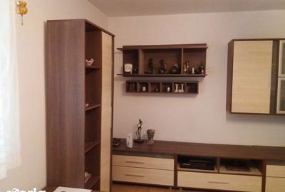 Apartament cu 3 camere decomandat în Drumul Taberei - 8