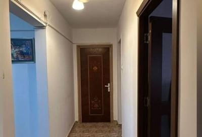 Apartament cu 4 camere decomandat în Titan - 8