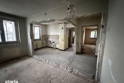 Apartament cu 3 camere în Central - 3
