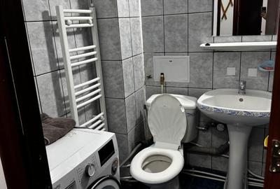 Garsonieră decomandată în Central - 2