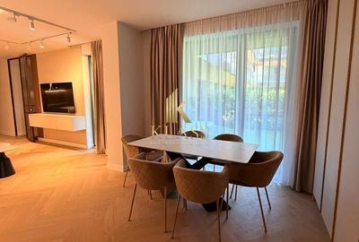 Apartament cu 4 camere în Central - 1