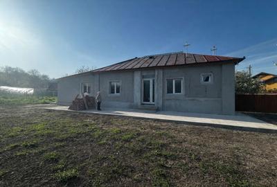 Casă cu 4 camere în Central - 5